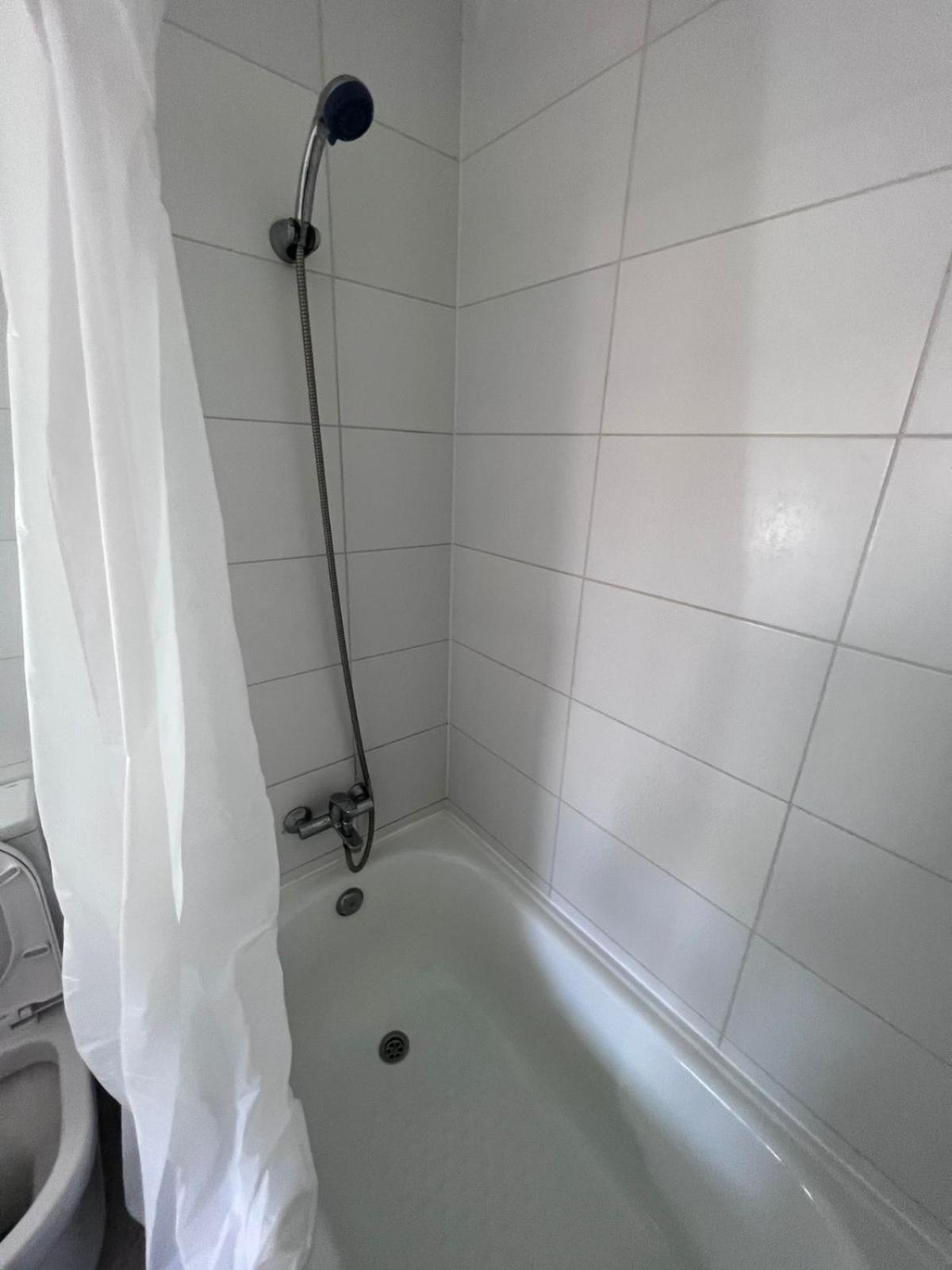 Apartamento Departamento Amoblado Para 8 Personas. *